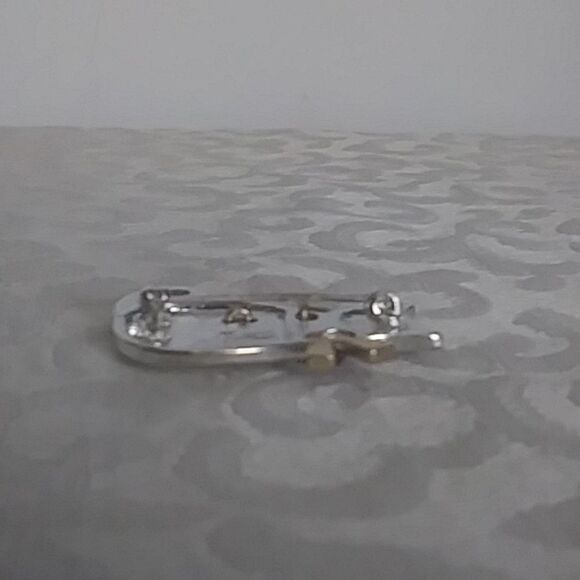 Cat Pin Red Scarf and Silver+Gold Tone Brooch/Scarf Pin w/ Heart - Picture 5 of 8